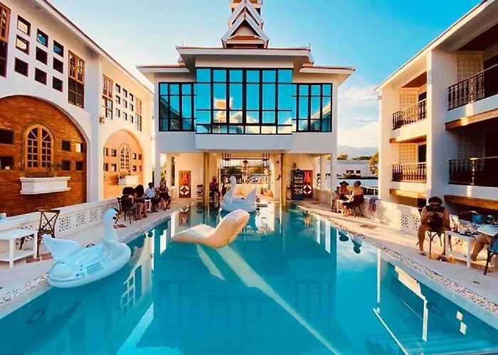 Lanna Oriental Hotel